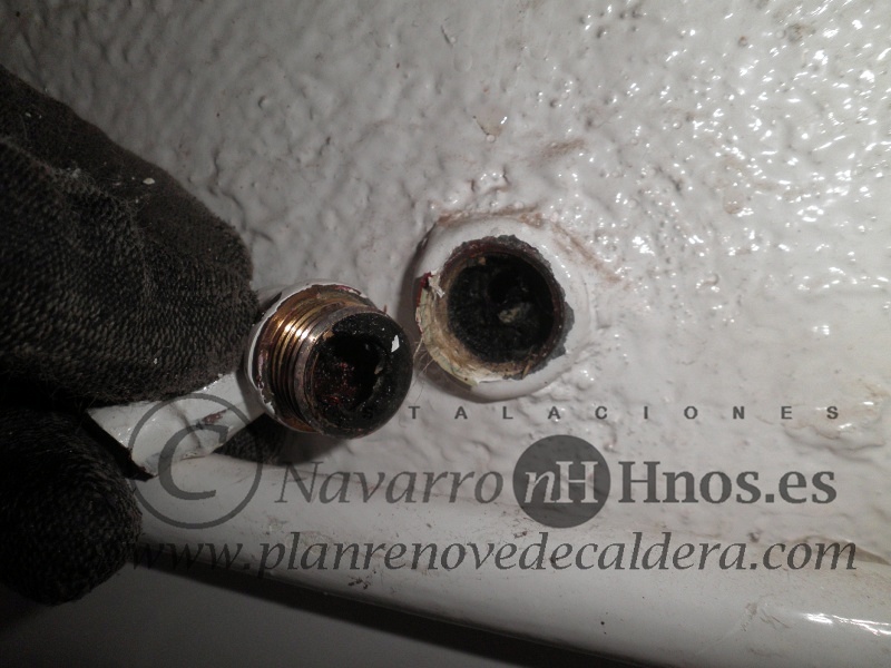 Montaje Caldera Saunier Duval ThemaFast Condens F 30 en Valencia