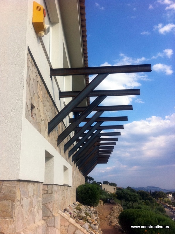 Montaje de estructura metálica