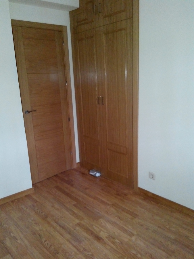 Montaje de puertas,armarios y tarima flotante