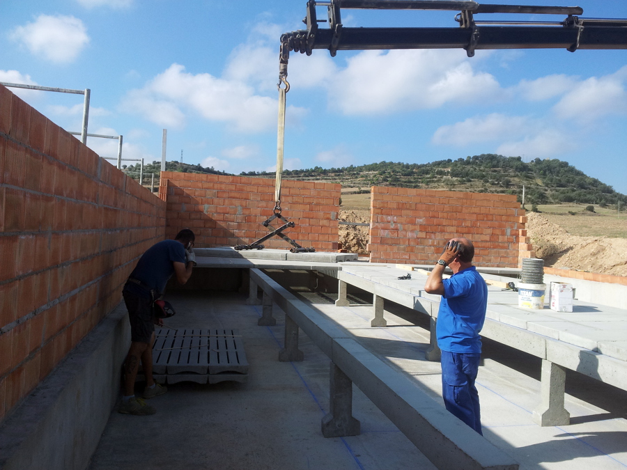 Montaje de rejas de engorde