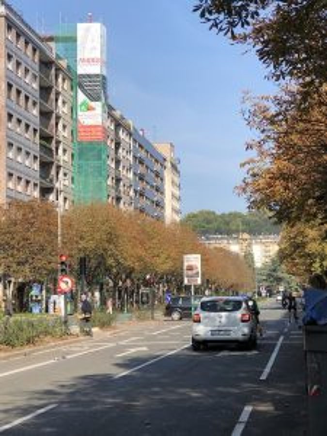 montaje de torre auxiliar de montacargas