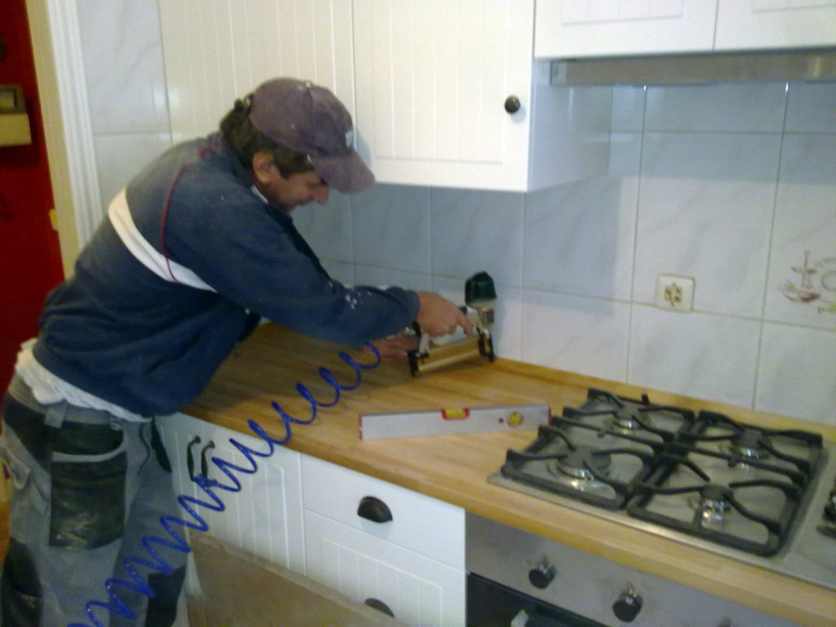 MONTAJE MOBILIARIO COCINAS