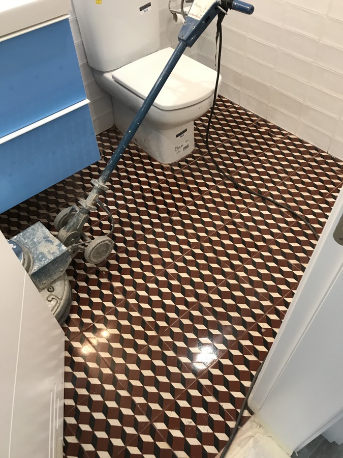 Mosaico decapado y abrillantado