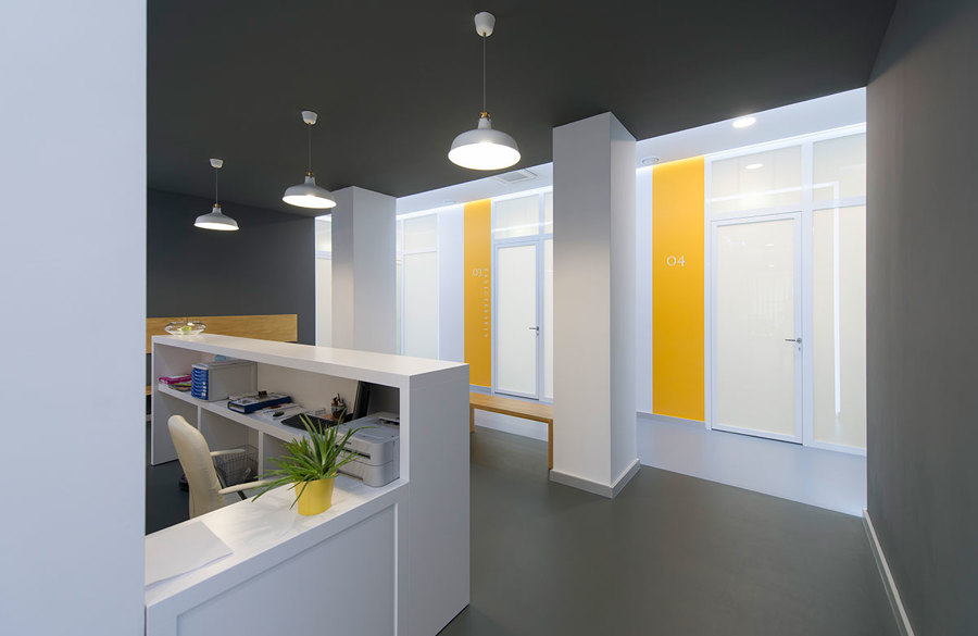 Mostrador y zona de espera