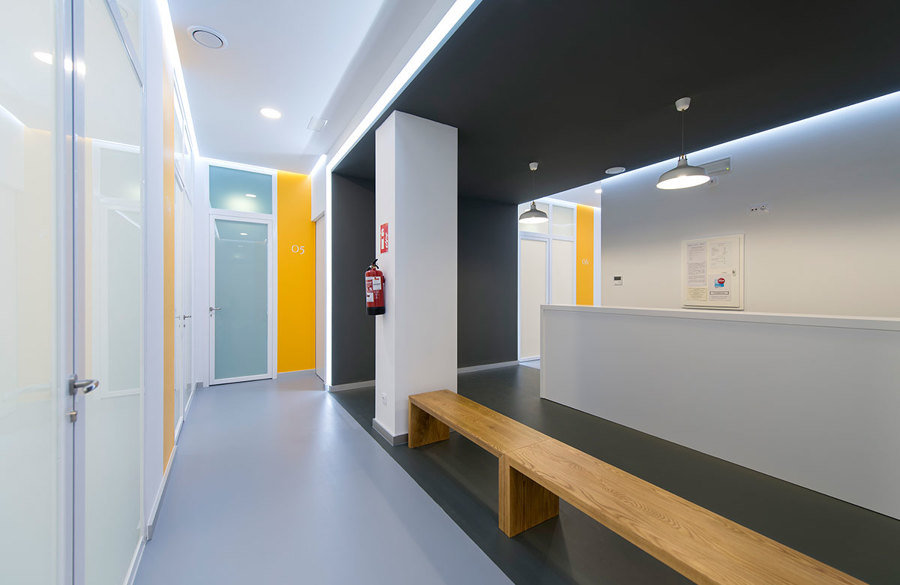 Mostrador y zona de espera