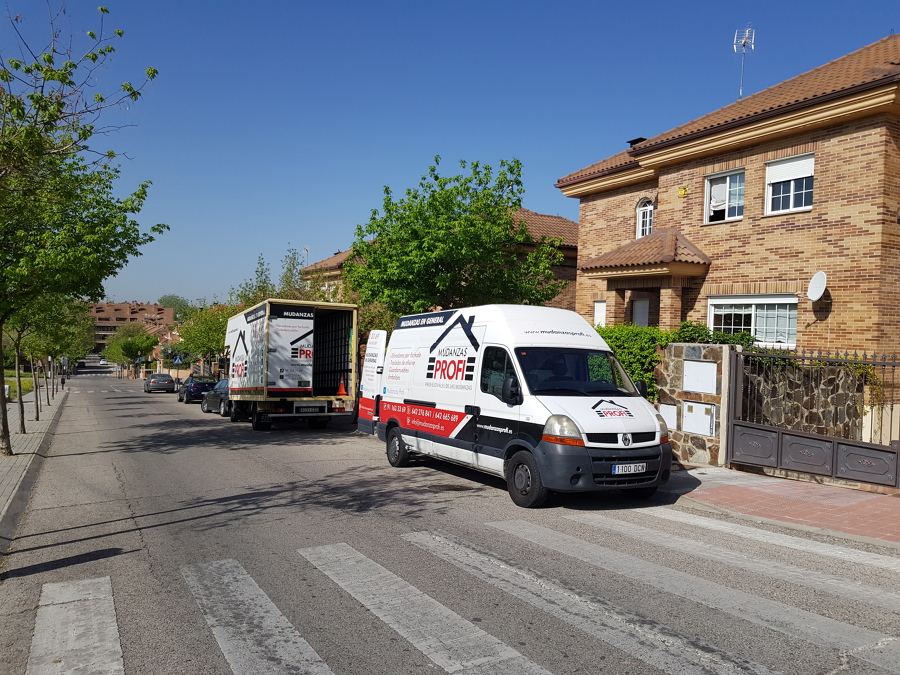 MUDANZA EN VILLAVICIOSA DE ODÓN