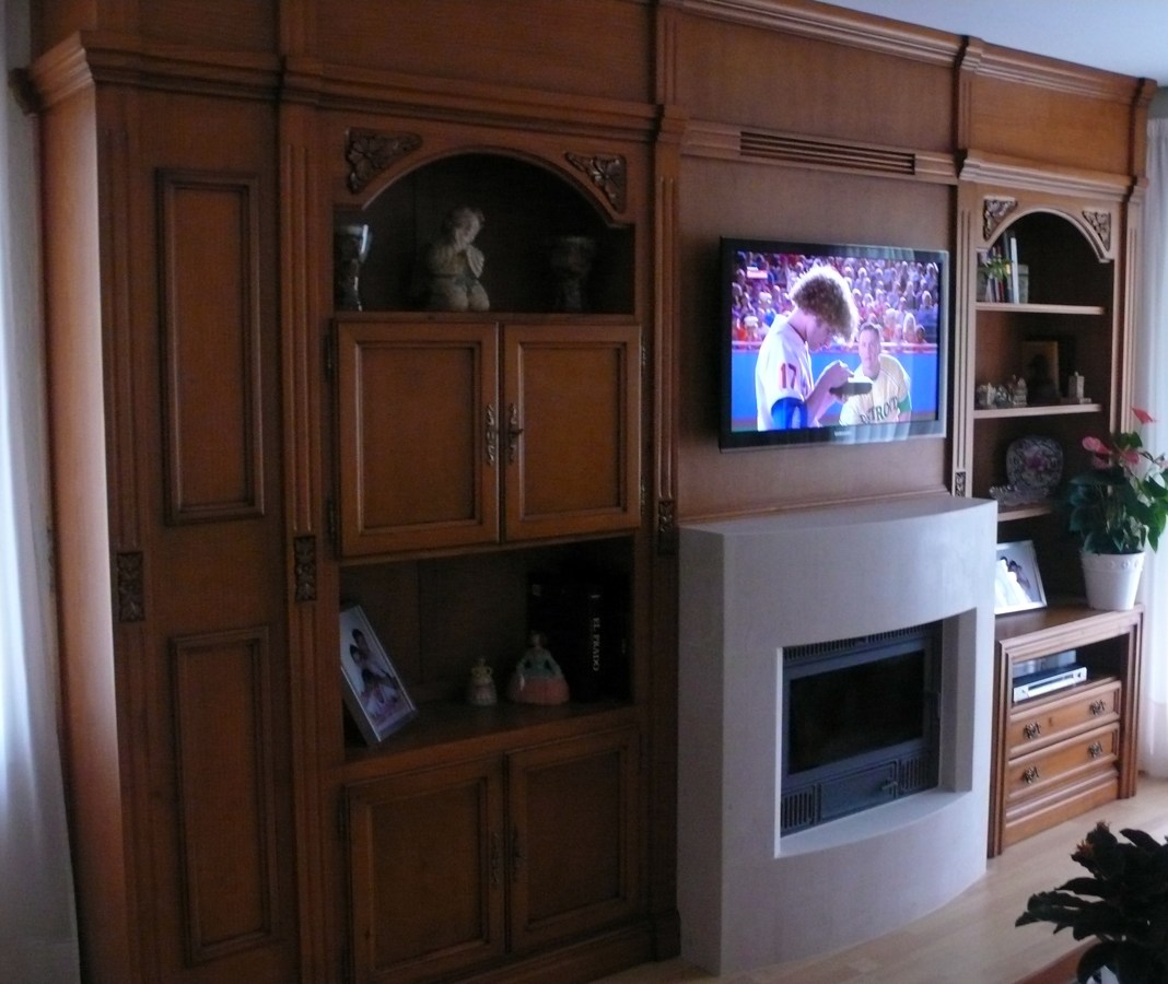 MUEBLE ADAPTADO CON CHIMENEA