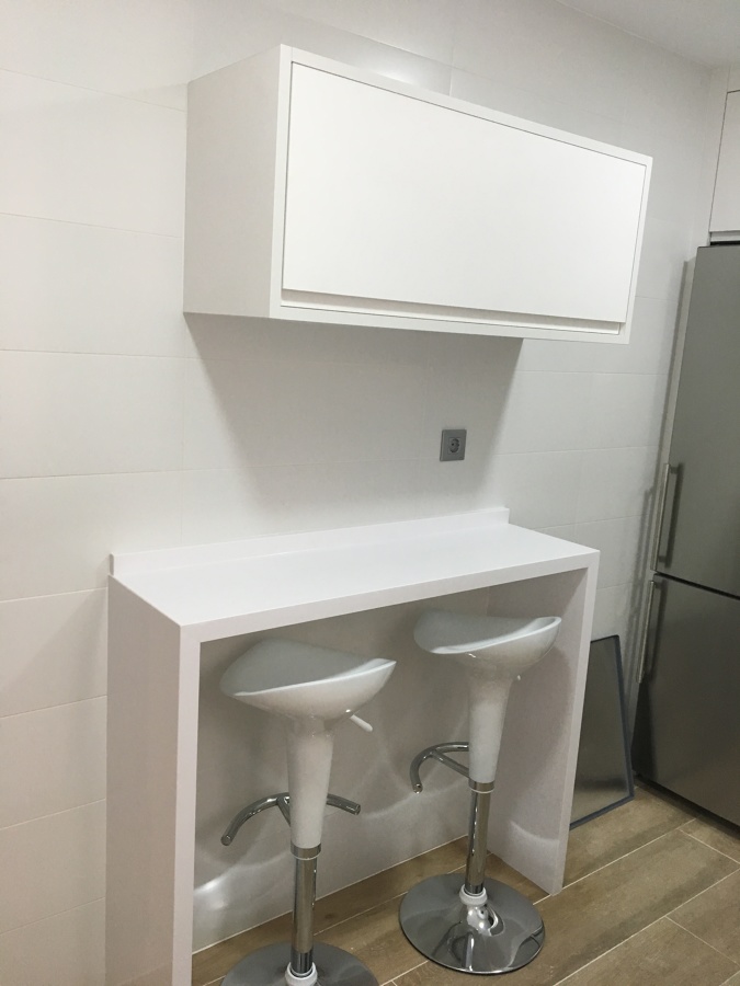 Mueble auxiliar diseño exclusivo de la propiedad