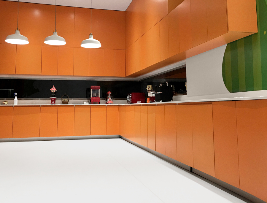 Mueble completo de la cocina del parque infantil