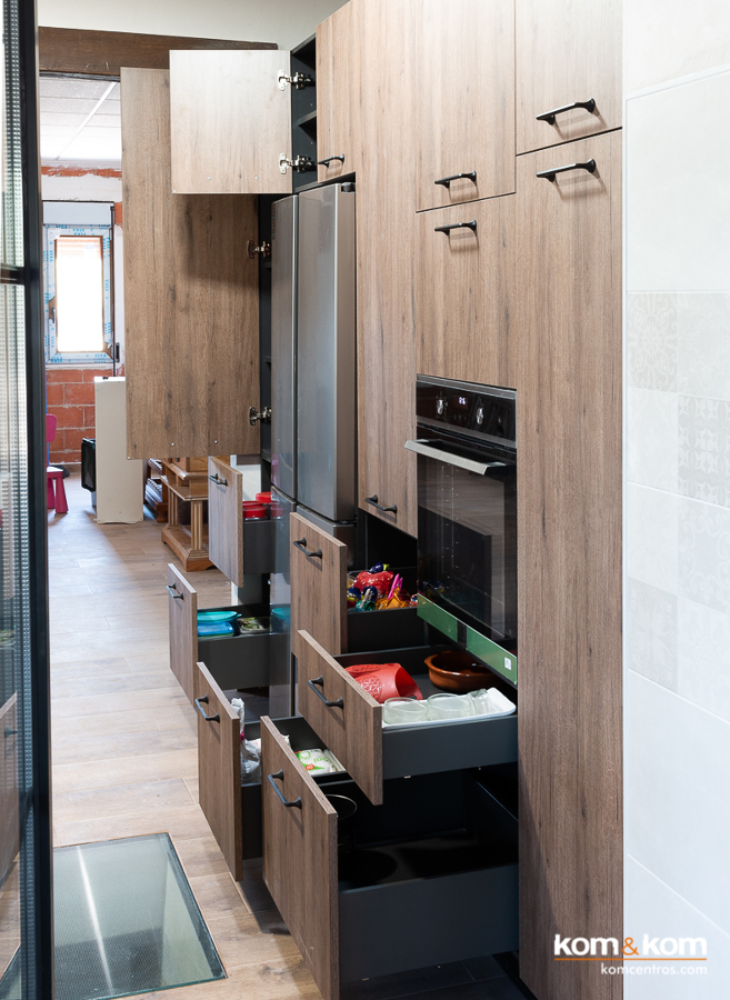 Mueble de almacenaje cocina en madera de campo