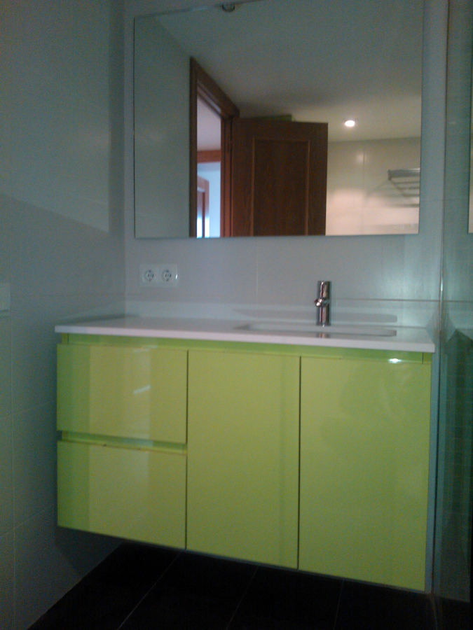 mueble de baño Biforis laminado alto brillo