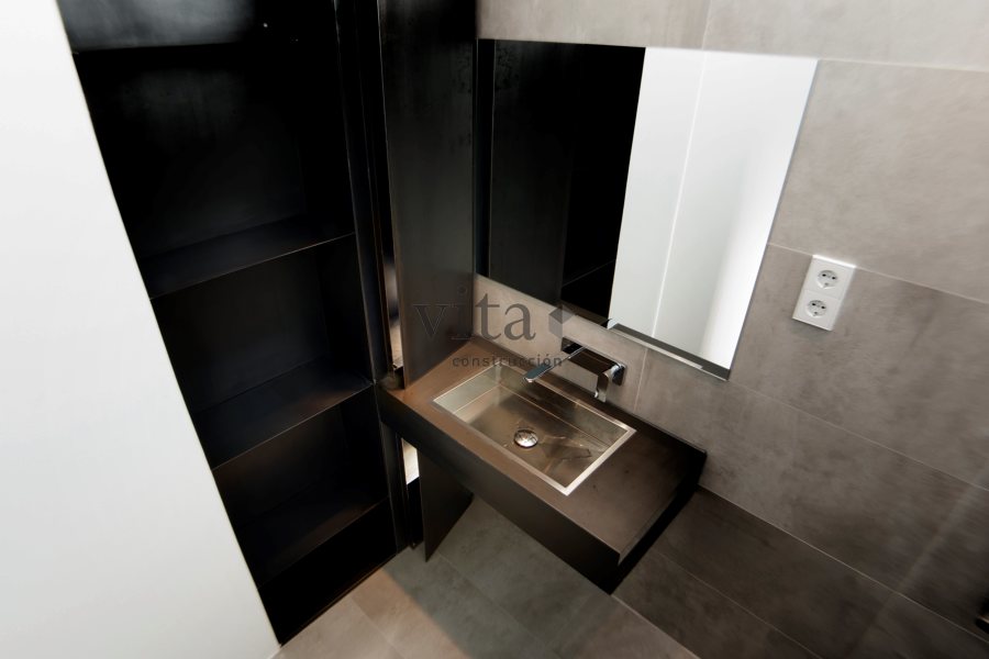 Mueble lavabo y baño hierro lacado