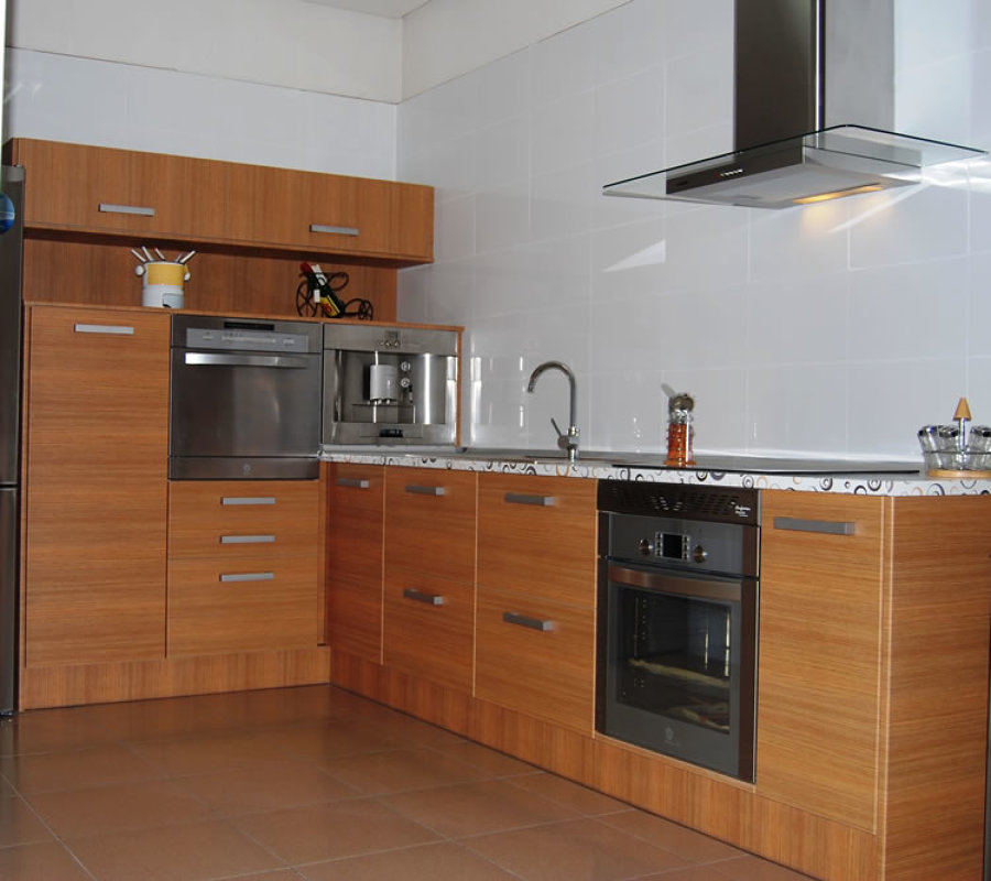 MUEBLES DE COCINA EN POLILAMINADO 4
