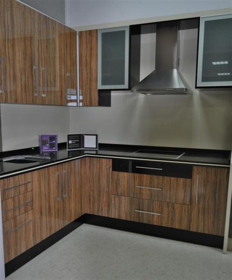 MUEBLES DE COCINA EN POSTFORMADO 11