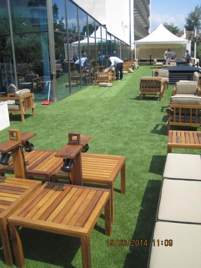 MUEBLES DE TERRAZA. VISTA GENERAL.