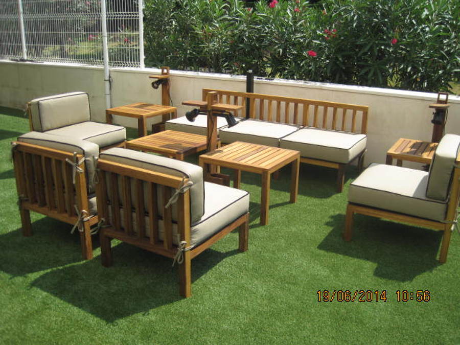 MUEBLES DE TERRAZA 