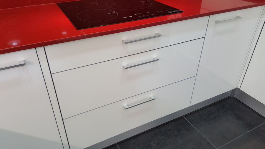 Muebles lacado blanco brillo