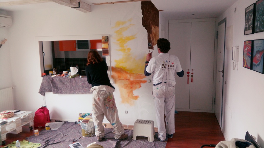 Mural decorativo para salón con temática de escalada.