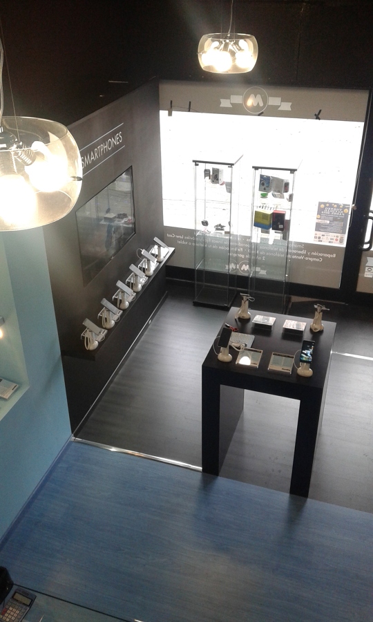 Mural y suelo a dos Colores