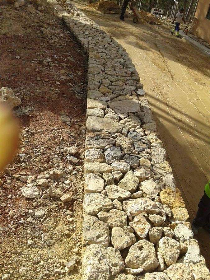 MURO CONTENCIÓN PIEDRA NATURAL