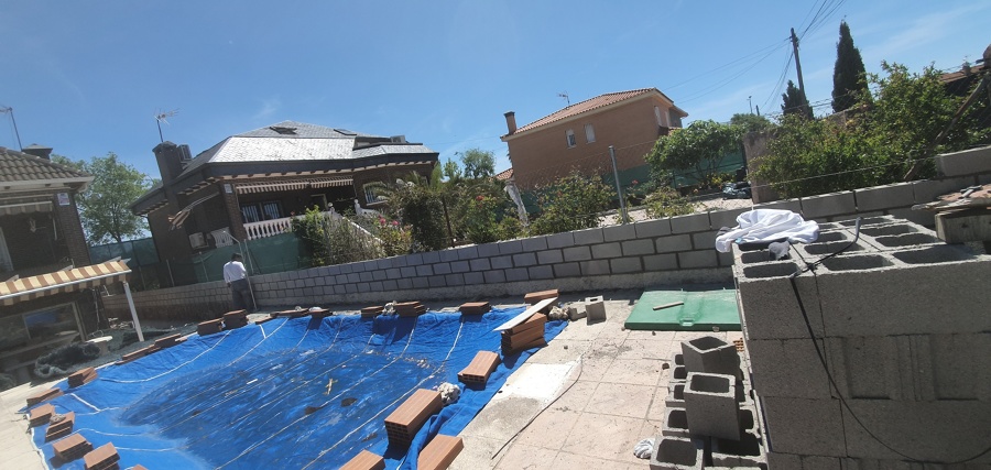 MURO DE BLOQUE DE HORMIGON VISTO