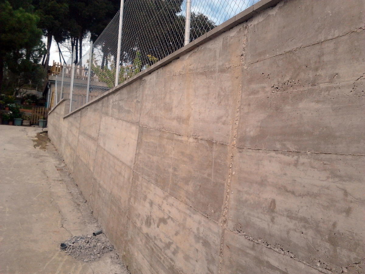 MURO DE HORMIGÓN 