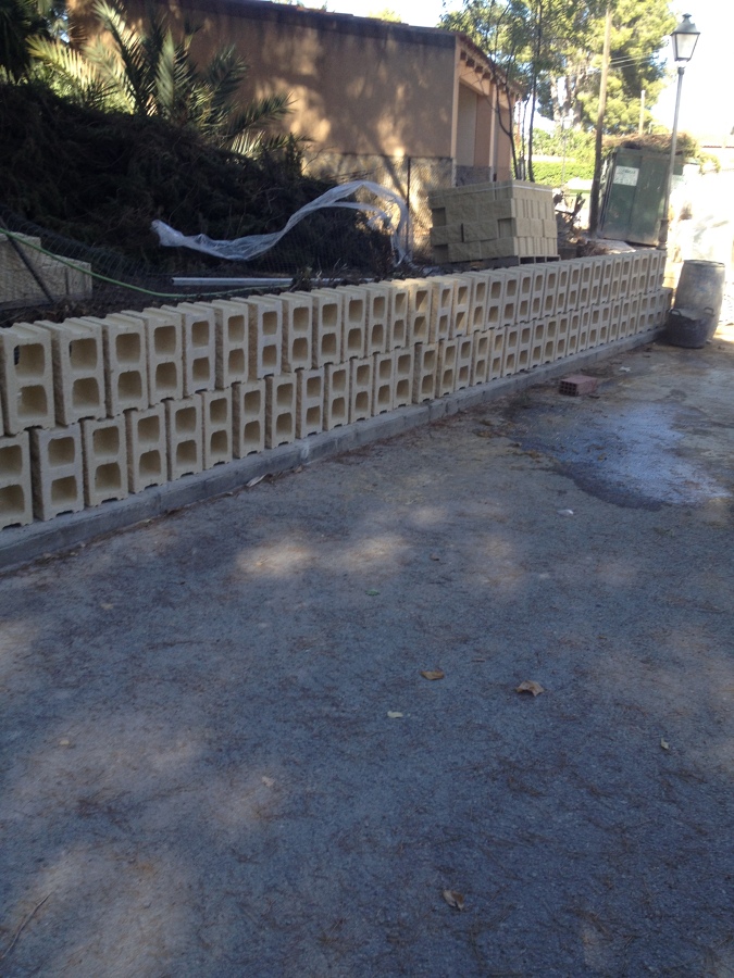 Muro en construcción