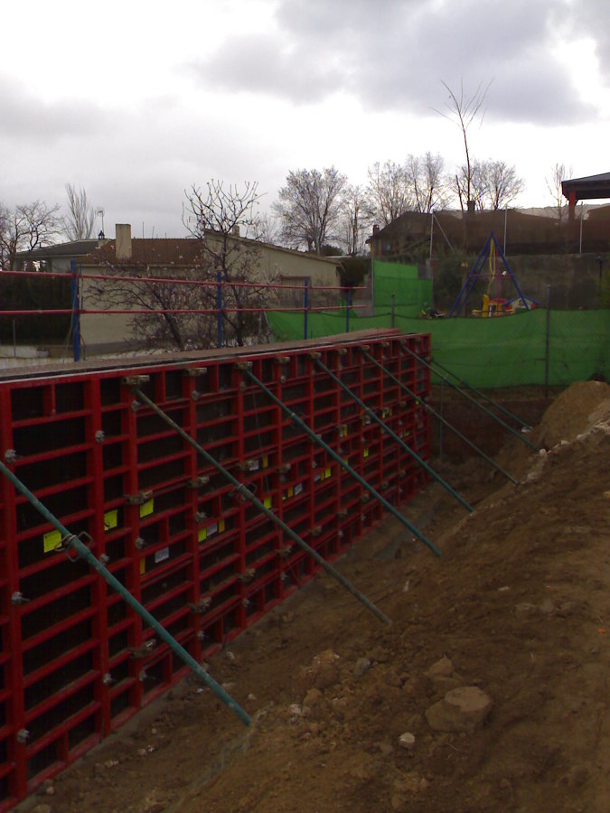 muro encofrado para hormigonado