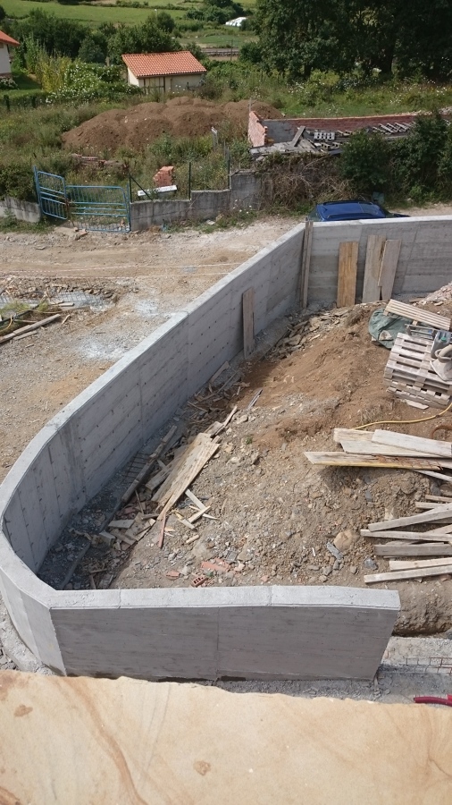 Muros de urbanización