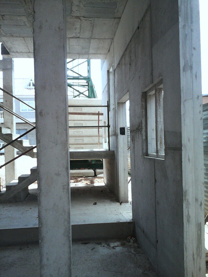 Muros y pilares de hormigon