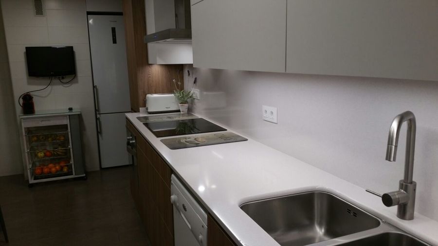 .......................................................