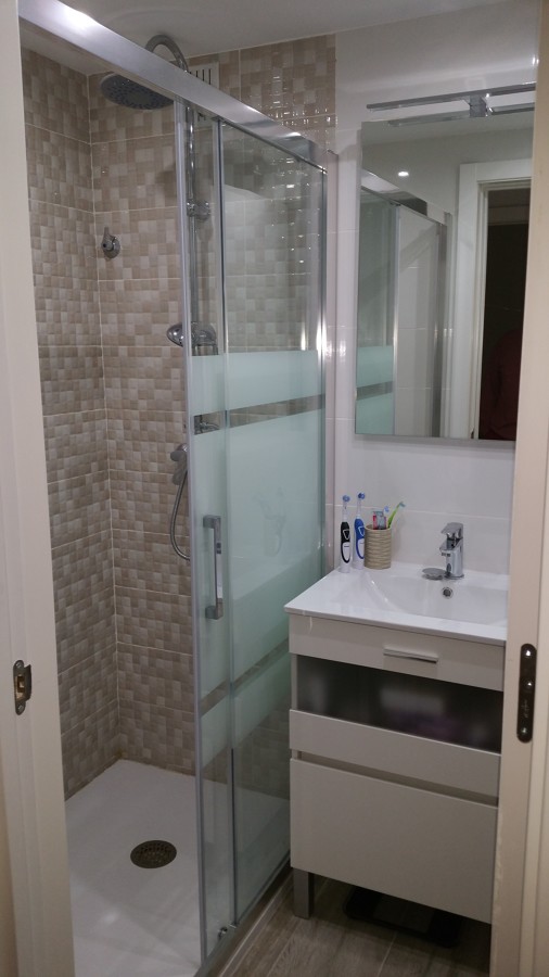 ---------------------------------------------------