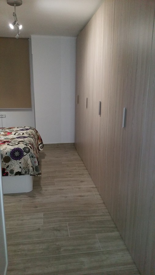 --------------------------------------------------