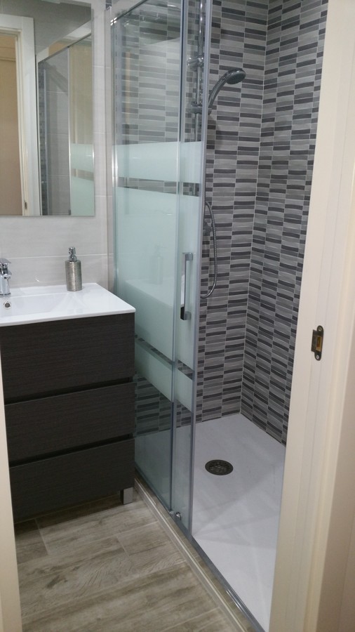 --------------------------------------------