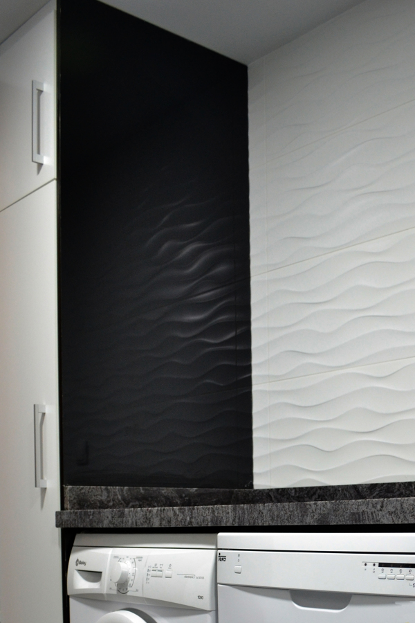 Contrastes Lacado Brillo y Textura en alicatados porcelánicos