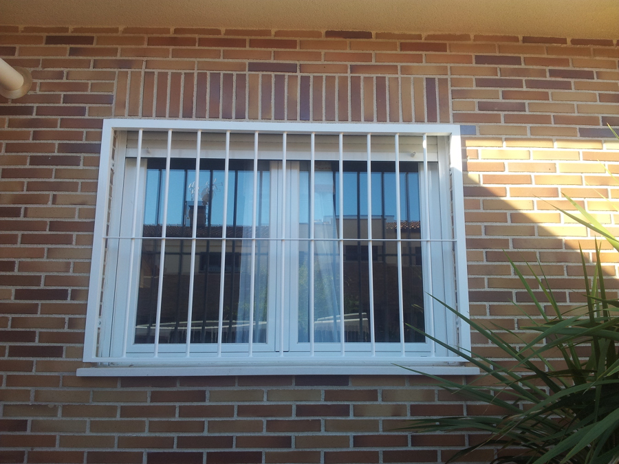 MODELO SENCILLO Y ECONOMICO