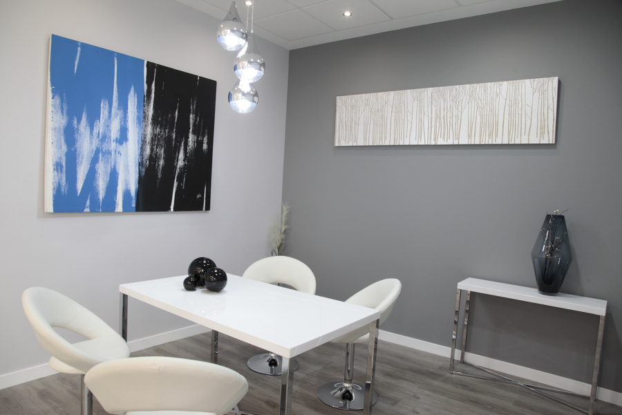 Nave Industrial y Oficinas