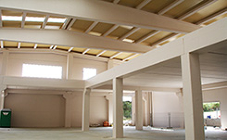 Naves de hormigon prefabricado comerciales e industriales.