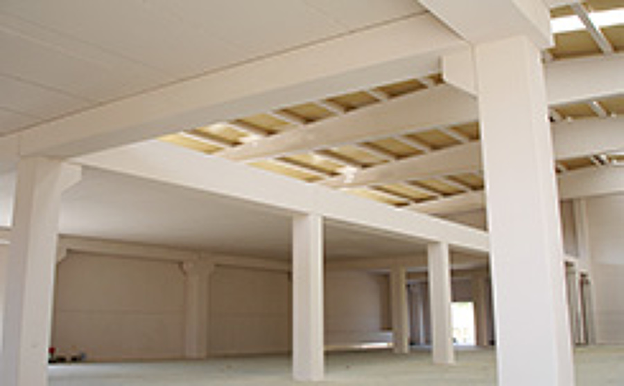 Naves de hormigon prefabricado comerciales e industriales.