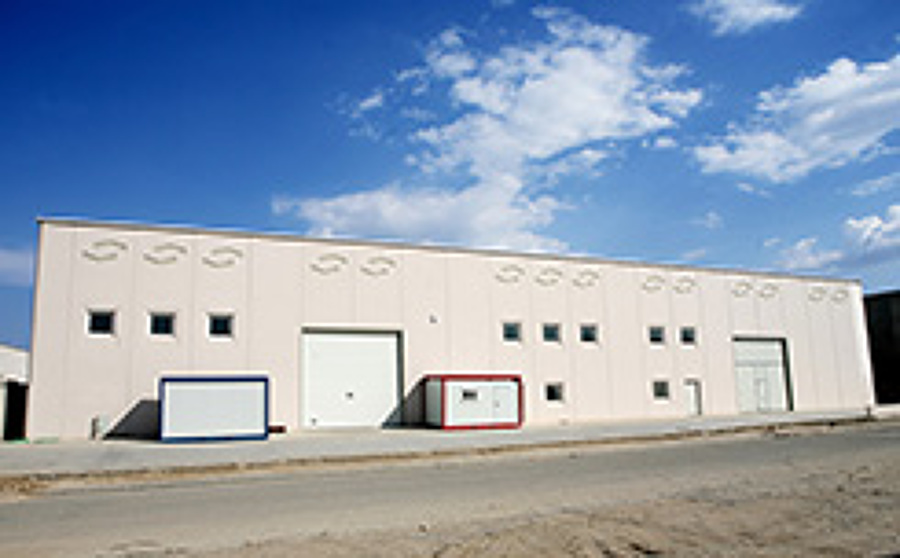Naves de hormigon prefabricado comerciales e industriales.