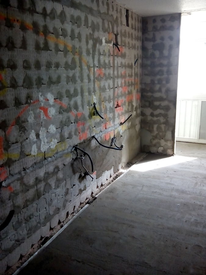 Nivelado de paramentos con instalaciones