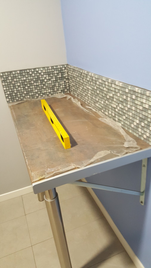 Nos situamos en una pared y comenzamos.