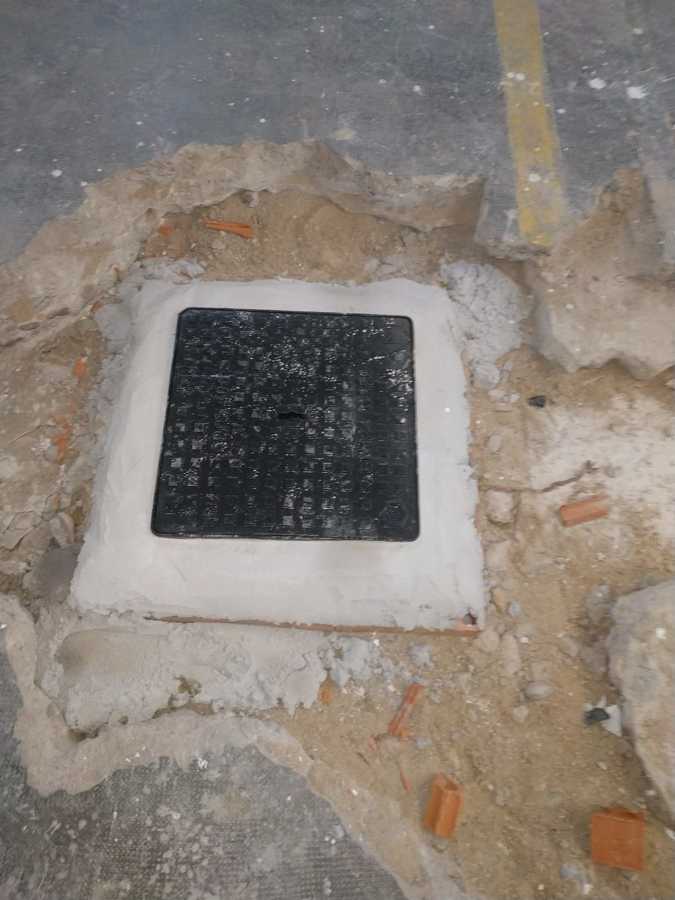 Nueva arqueta con colocacion de tapa de hierro fundido