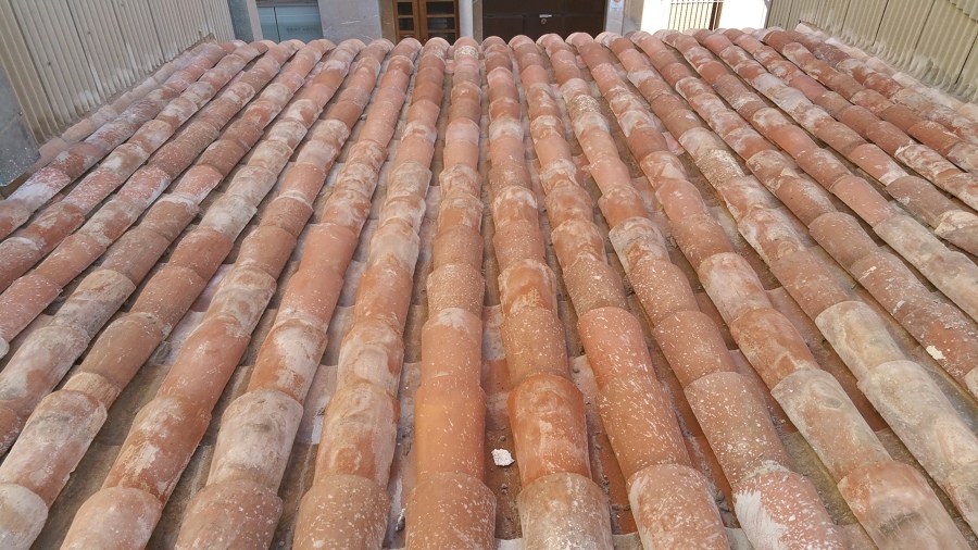 Nueva cubierta con tejas reutilizables