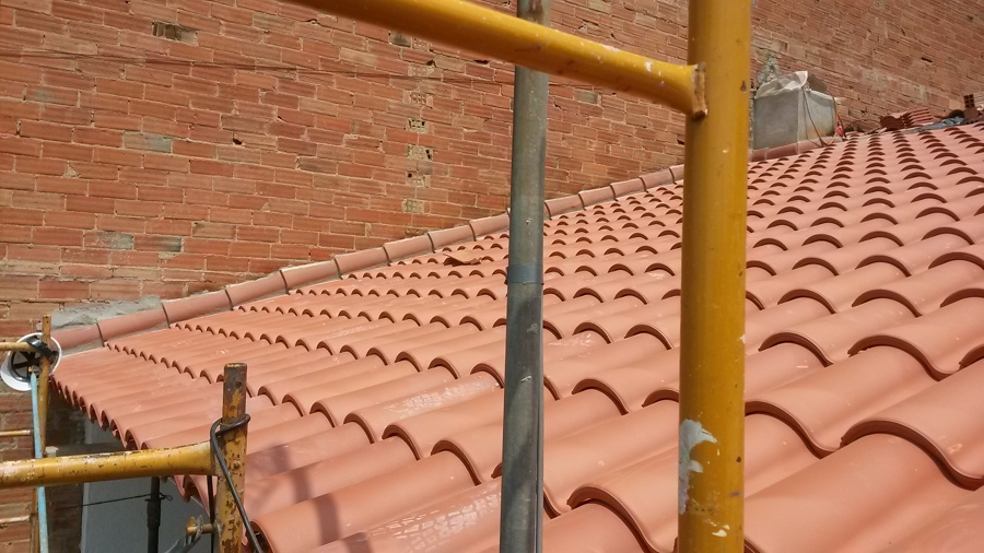 Nueva cubierta inclinada teja árabe