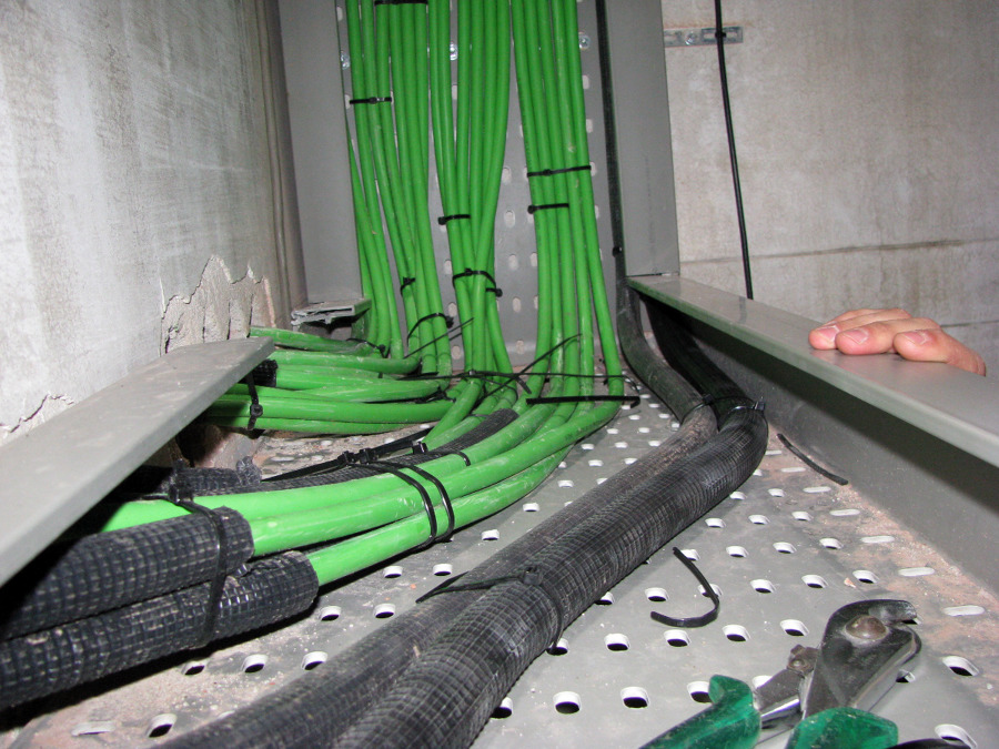 NUEVAS ACOMETIDAS PARA VECINOS