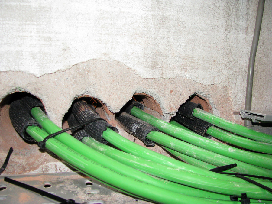 NUEVAS ACOMETIDAS PARA VECINOS