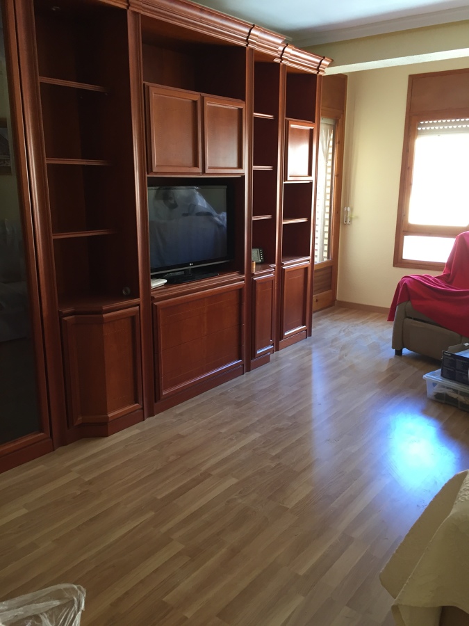 Nuevo suelo de roble 3 lamas.