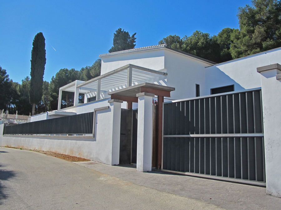 Nuevo vallado de la Parcela