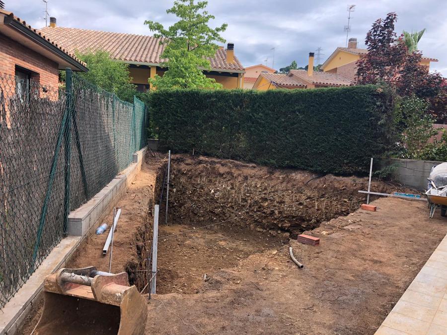 Obra de piscina Irregular